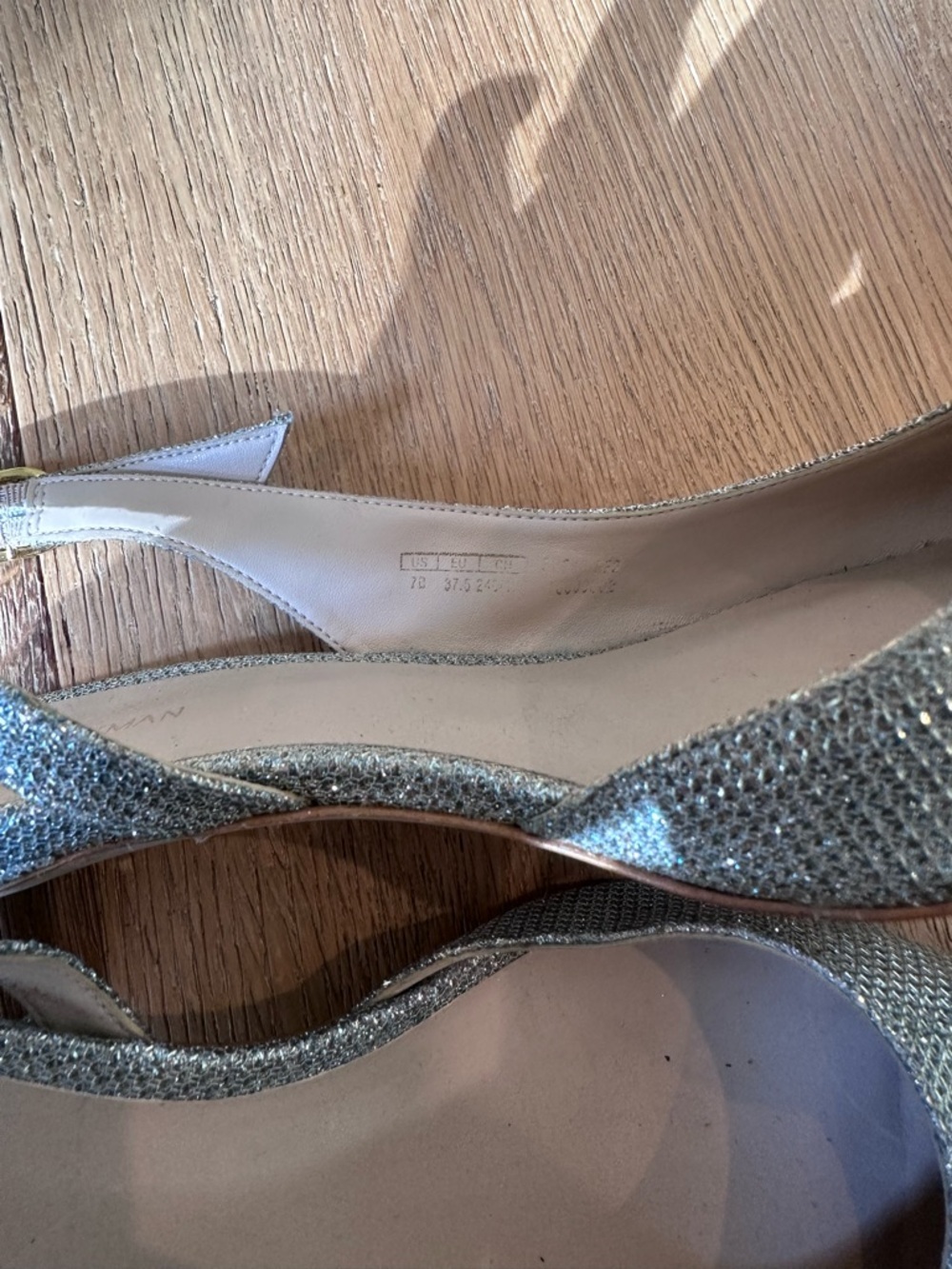 Stuart Weitzman Silver Glitter Slingback Pointed Toe Kitten Heel | Size 7 - Picture 6 of 7